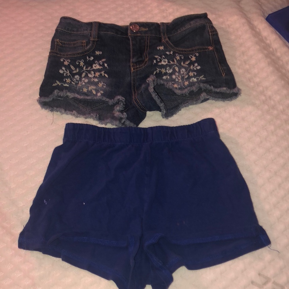 Girls Shorts. Set of 2